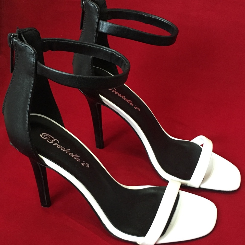Black & White Ankle Strap w/Zipper Heels